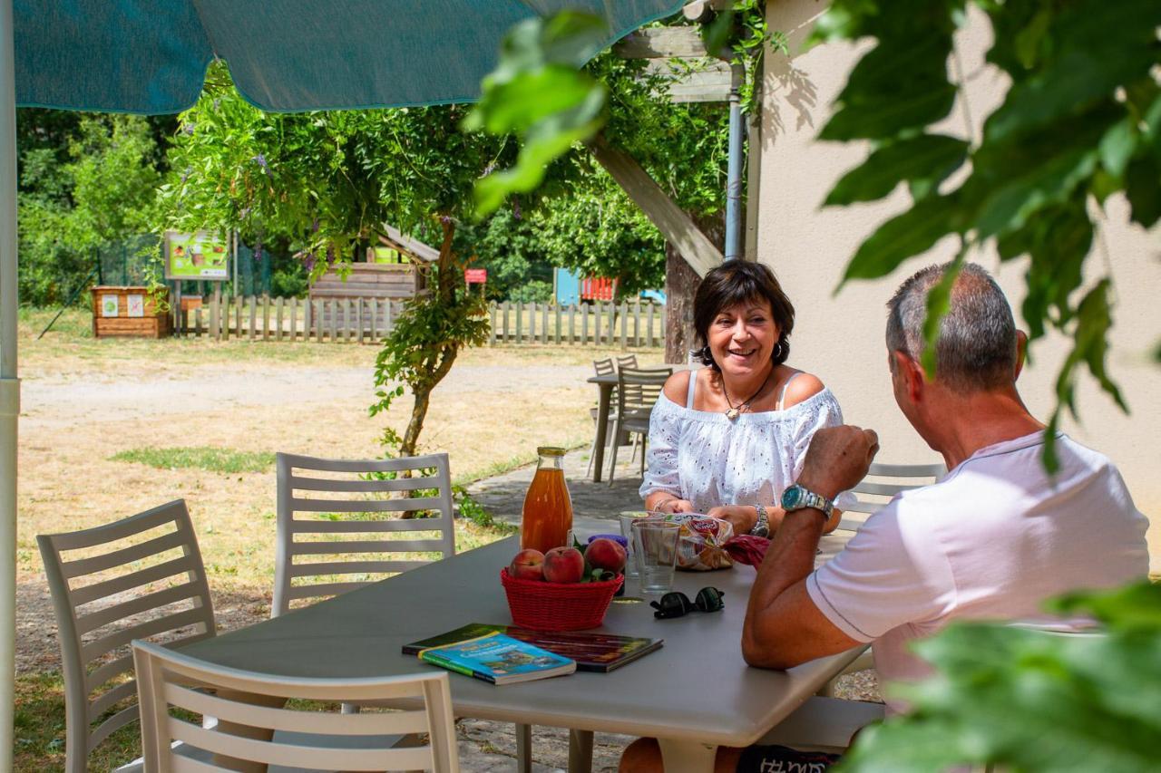 Village De Gites De Blajoux Quezac  Esterno foto